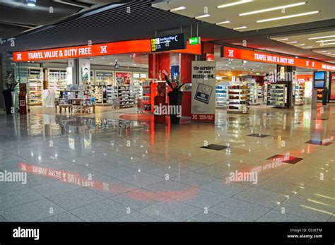 geschäfte im flughafen düsseldorf